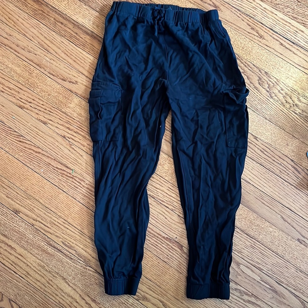 Girls black pants 10/12